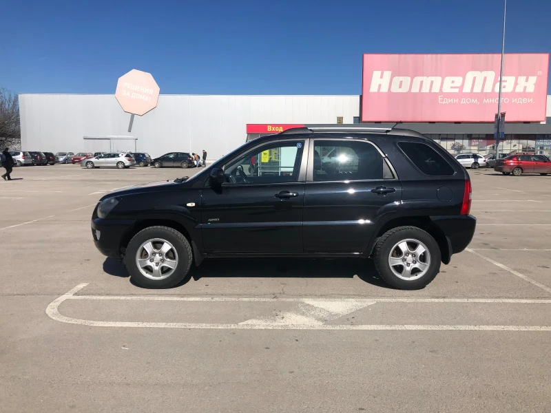 Kia Sportage 2.0 CRDI 4WD, снимка 2 - Автомобили и джипове - 51848605
