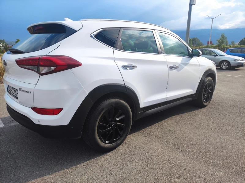 Hyundai Tucson 1.7 CRDI Xpossible 145000 km