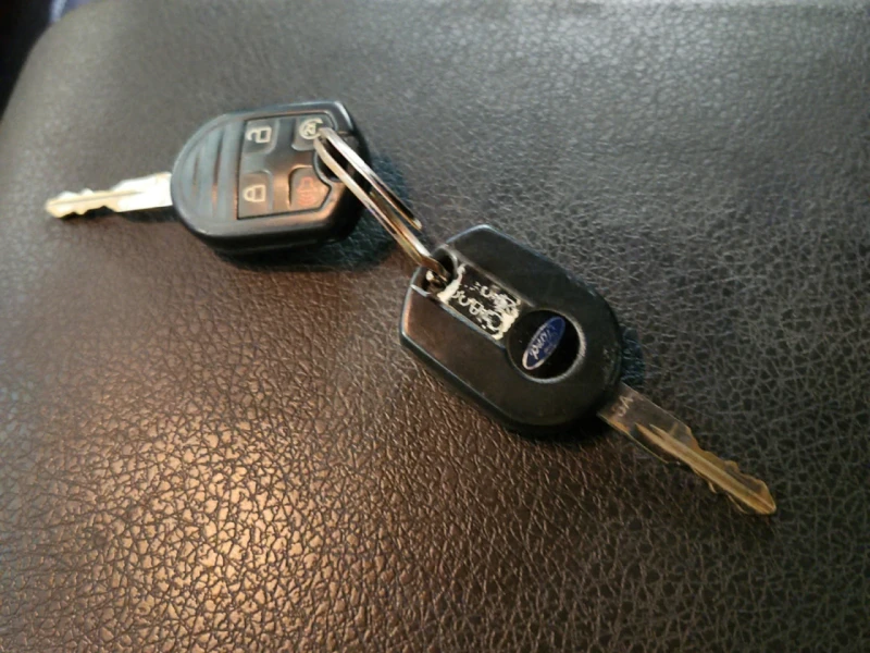 Ford F150 CARFAX* АВТОФИНАНСИРАНЕ БЕЗ ПЪРВОНАЧАЛНА ВНОСКА, снимка 8 - Автомобили и джипове - 53030613