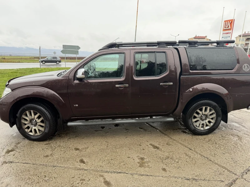 Nissan Navara 3.0 V6 TOP, снимка 3 - Автомобили и джипове - 53575213