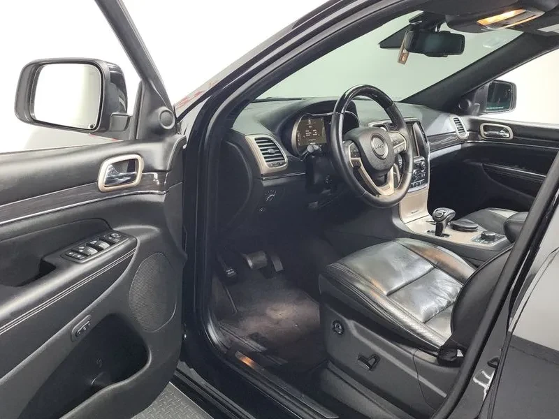 Jeep Grand cherokee  3.0 DIESEL OVERLAND WK2, снимка 10 - Автомобили и джипове - 55298748