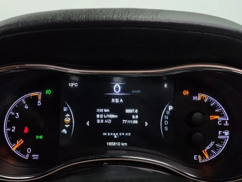 Jeep Grand cherokee  3.0 DIESEL OVERLAND WK2, снимка 8 - Автомобили и джипове - 55298748