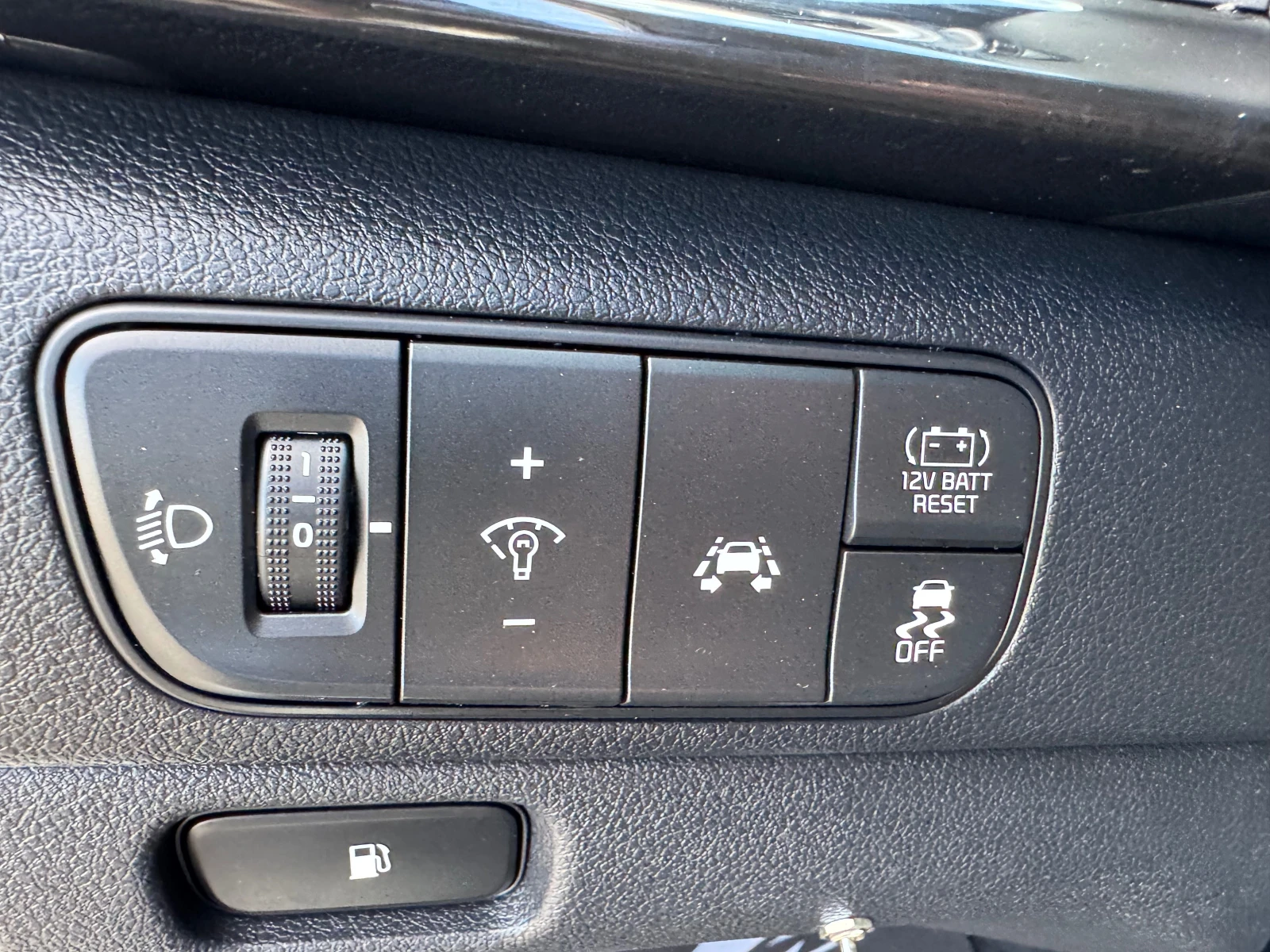 Kia Niro HYBRID-.-LANE-ASIST-- | Mobile.bg   13