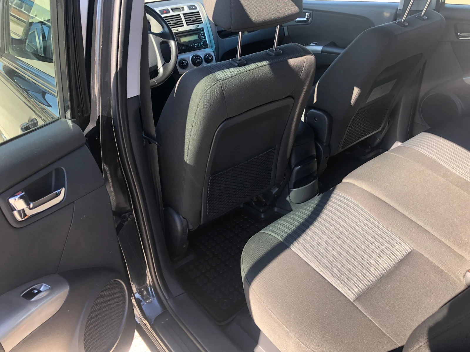 Kia Sportage 2.0 CRDI 4WD - изображение 8
