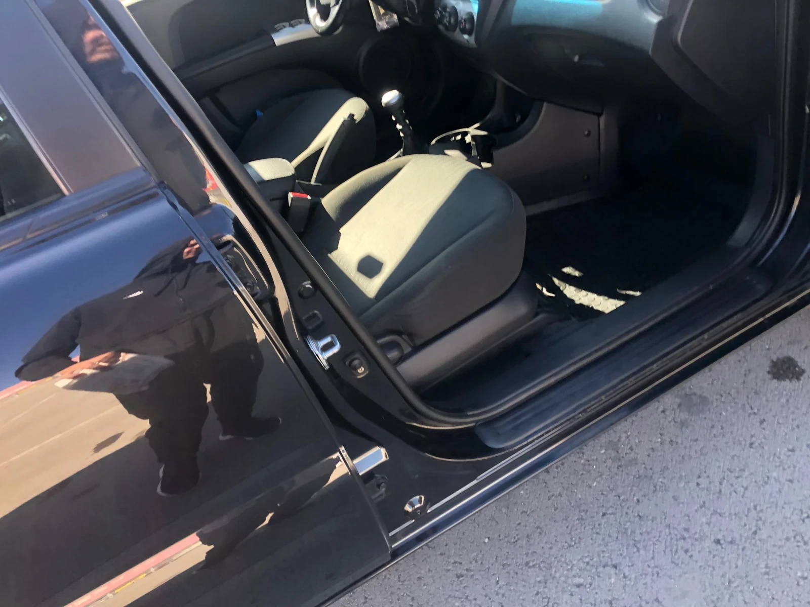 Kia Sportage 2.0 CRDI 4WD | Mobile.bg — изображение 12