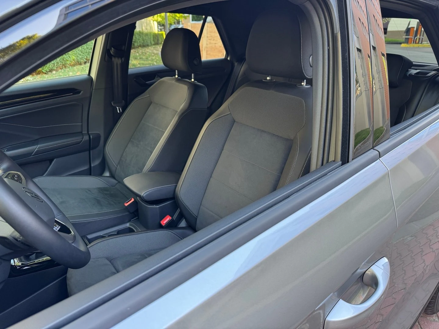 VW T-Roc VW T- Roc Style 1.5 TSI OPF DSG - изображение 7