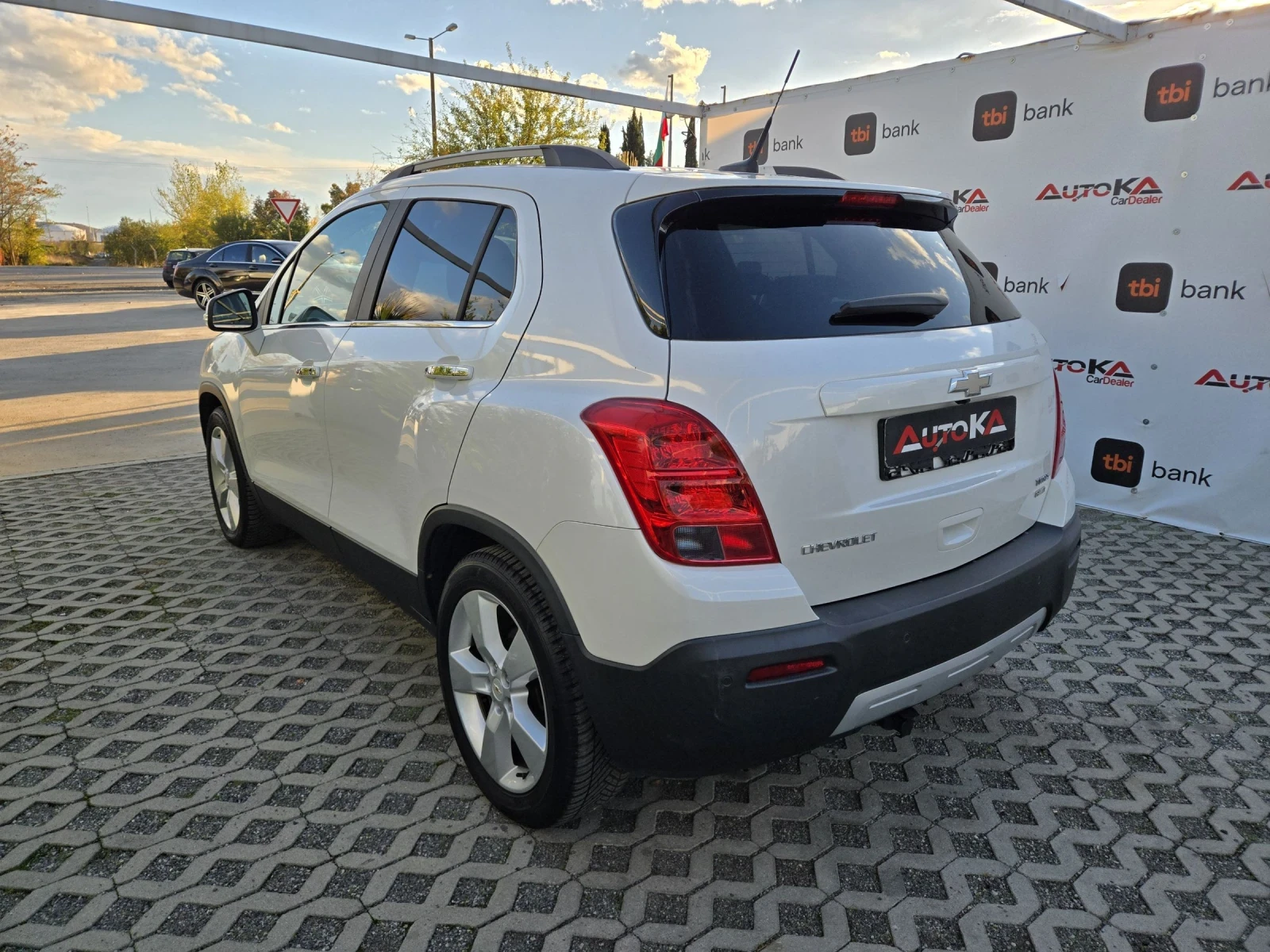 Chevrolet Trax 1.4T-140кс= 4х4= ФАБРИЧНА ГАЗ= 152.000км= КАМЕРА - изображение 5