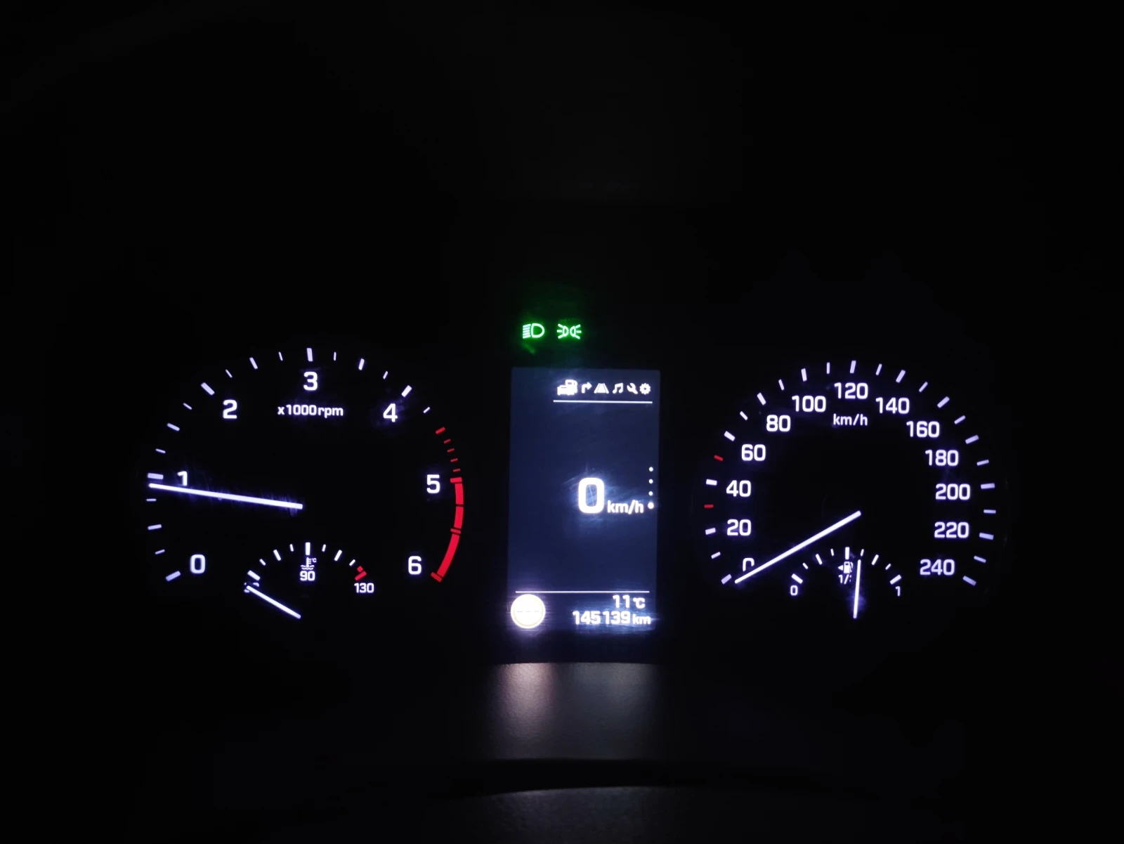 Hyundai Tucson 1.7 CRDI Xpossible 145000 km - изображение 7