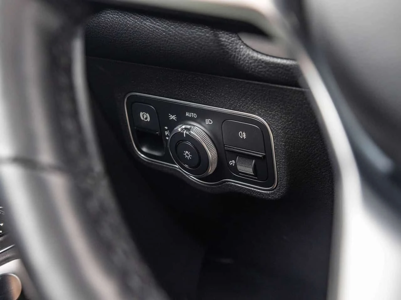 Mercedes-Benz GLB 250 | DISTORNIC | �������� | ������� | 360 |  | Mobile.bg � ����������� 13