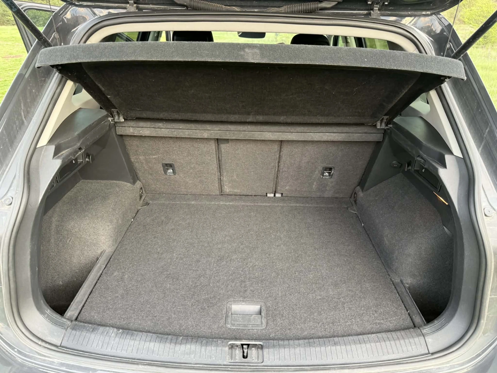 VW Tiguan 2.0 TDI 4x4 DSG 190 H/P LED HED UP, снимка 15 - Автомобили и джипове - 54299783