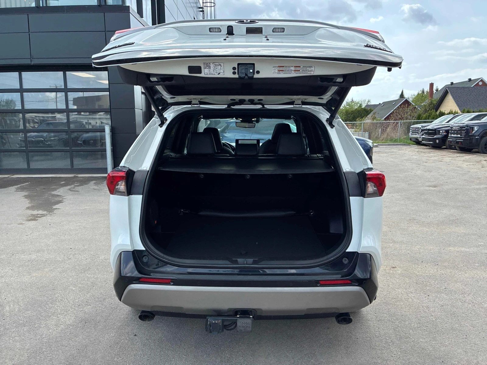 Toyota Rav4 HYBRID XSE * 360CAM * 30000KM * БЕЗ ИНЦИДЕНТИ * , снимка 13 - Автомобили и джипове - 54737111