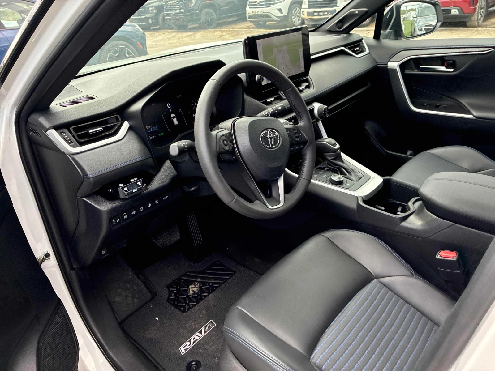 Toyota Rav4 HYBRID XSE * 360CAM * 30000KM * БЕЗ ИНЦИДЕНТИ * , снимка 6 - Автомобили и джипове - 54737111