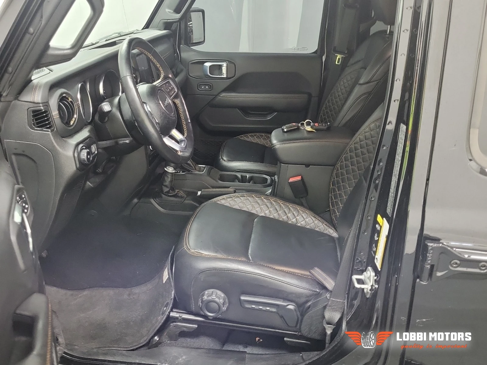 Jeep Wrangler, снимка 5 - Автомобили и джипове - 55928743