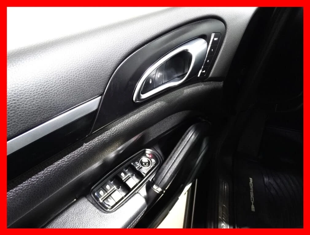 Porsche Cayenne AWD| BOSE| ПАНО| ПОДГРЕВ, снимка 14 - Автомобили и джипове - 56138905