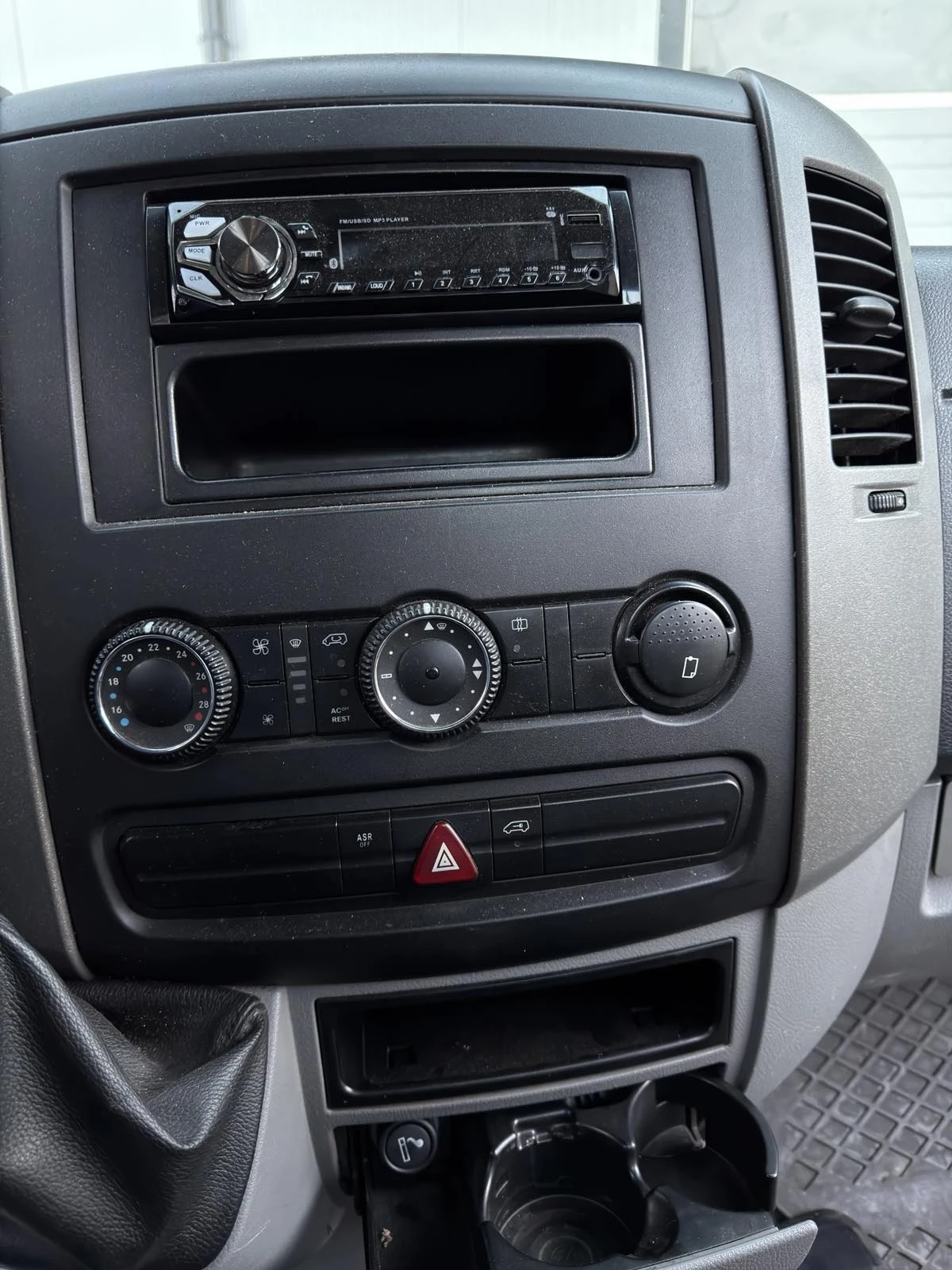 Mercedes-Benz Sprinter 315CDI - изображение 9