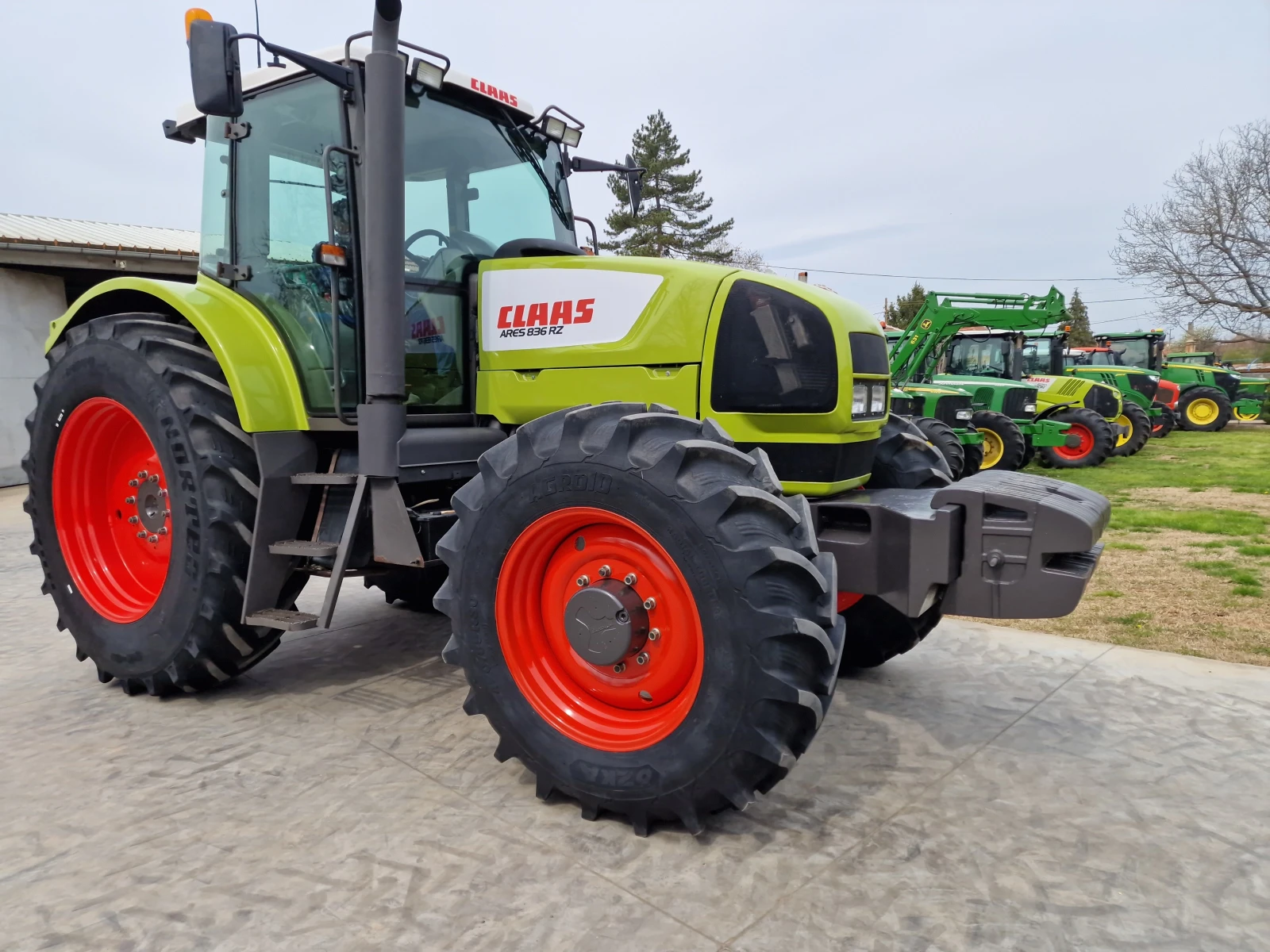 Трактор Claas ARES836, снимка 1