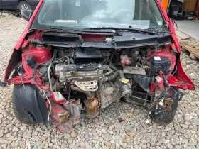 Toyota Yaris 1.3vvti, снимка 6