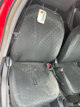 Toyota Yaris 1.3vvti, снимка 10