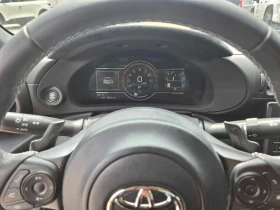 Toyota GR86 Premium RWD, 2.4L / РЪЧКА / 2 КЛЮЧА, снимка 10