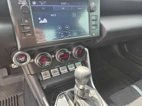 Toyota GR86 Premium RWD, 2.4L / РЪЧКА / 2 КЛЮЧА, снимка 12