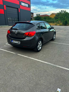 Opel Astra 1.7 CDTI 143 000 KM , снимка 3