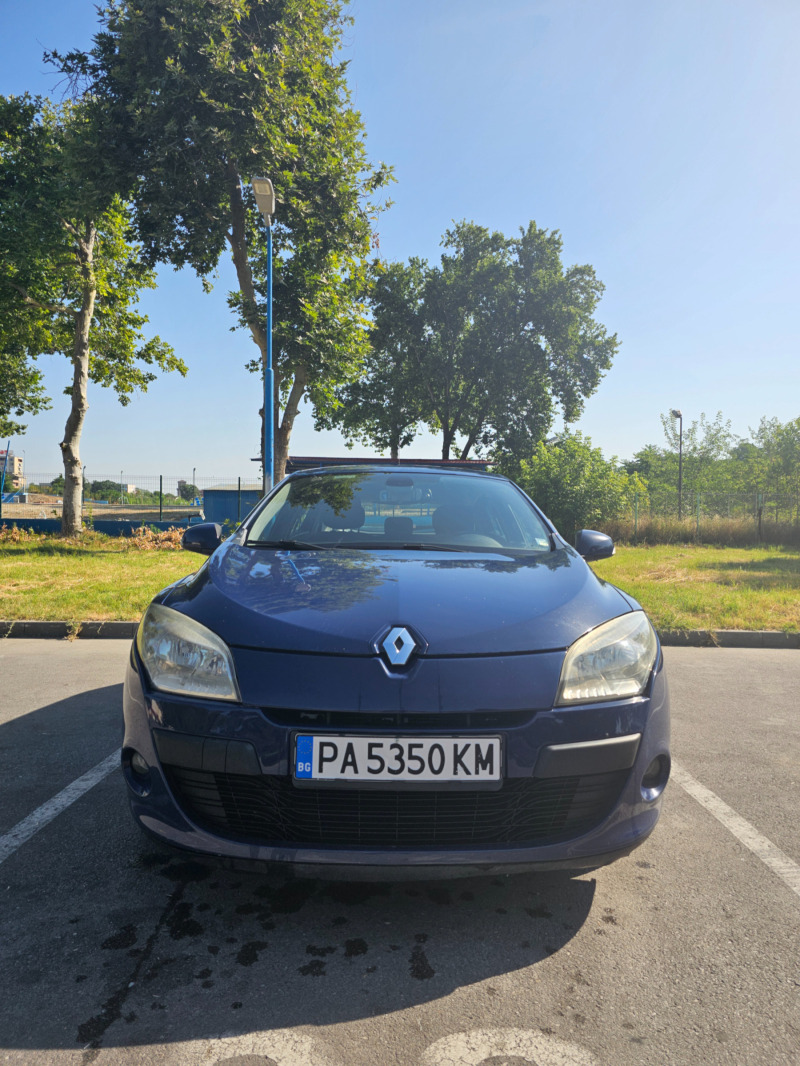Renault Megane, снимка 1 - Автомобили и джипове - 46360541