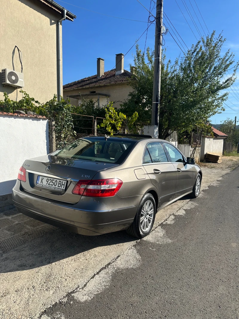 Mercedes-Benz E 250, снимка 3 - Автомобили и джипове - 48975819