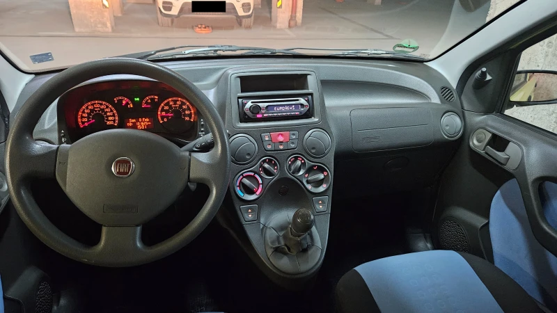 Fiat Panda 1.3 Mutlijet, снимка 4 - Автомобили и джипове - 49026826