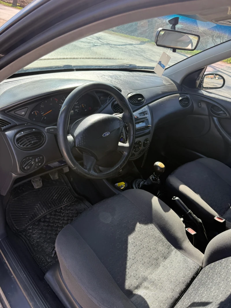 Ford Focus 1.8, снимка 5 - Автомобили и джипове - 49413002