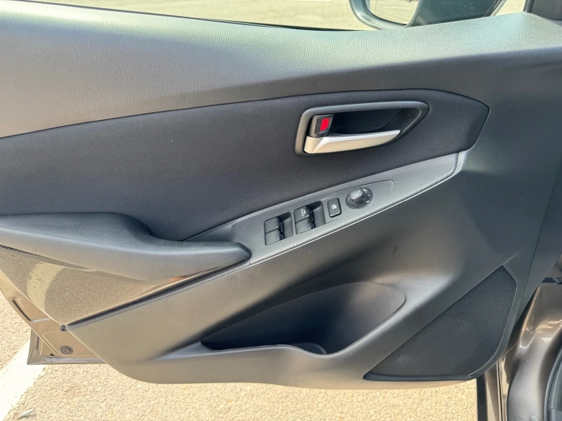 Mazda 2 1.5 SKYACTIVE, снимка 8 - Автомобили и джипове - 51159934