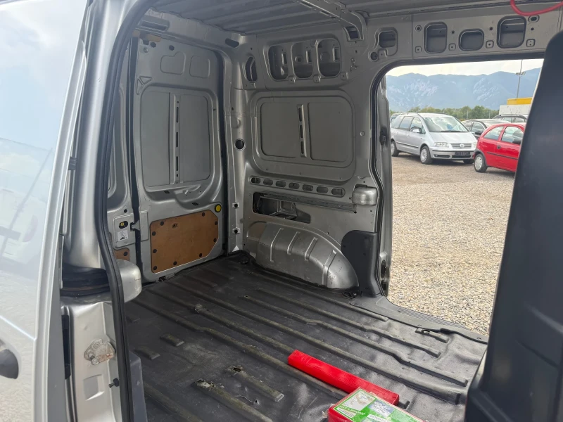 Ford Connect 1.8TDCI-90PS-КЛИМАТИК-МАКСИ, снимка 11 - Автомобили и джипове - 51461073