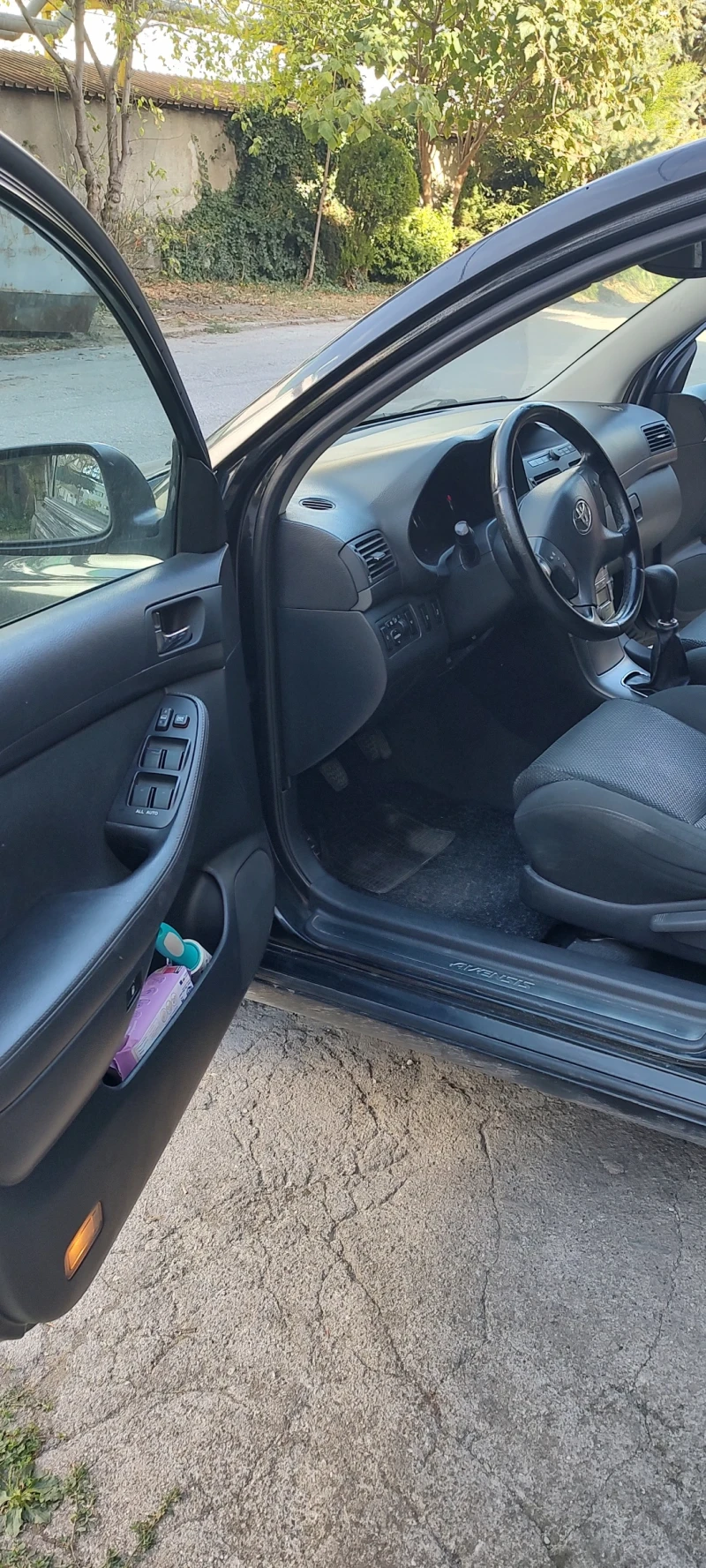 Toyota Avensis D4D, снимка 6 - Автомобили и джипове - 52851630