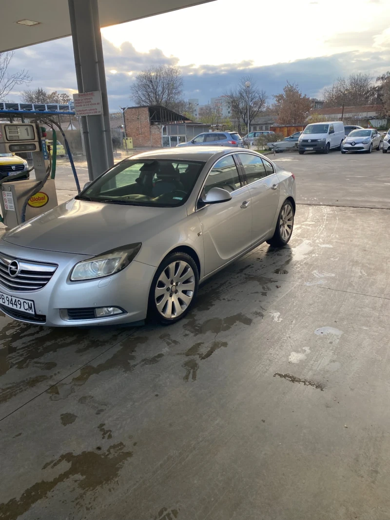 Opel Insignia, снимка 3 - Автомобили и джипове - 53290959