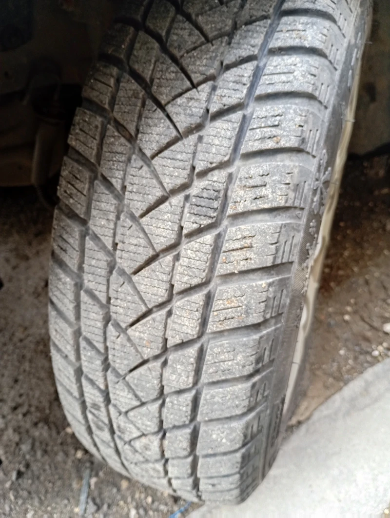 Peugeot 206 1.4 LPG Климатик Нови Гуми , снимка 9 - Автомобили и джипове - 53392745