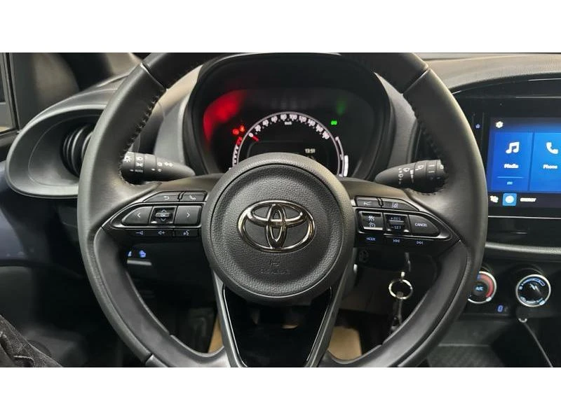 Toyota Aygo X Play MT | Mobile.bg � ����������� 13