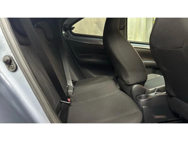 Toyota Aygo X Play MT | Mobile.bg � ����������� 11