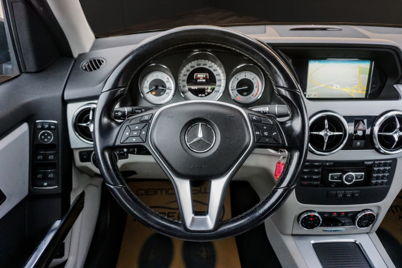 Mercedes-Benz GLK 220 CDI SPORT 4MATIC AUTO, снимка 8 - Автомобили и джипове - 37776478