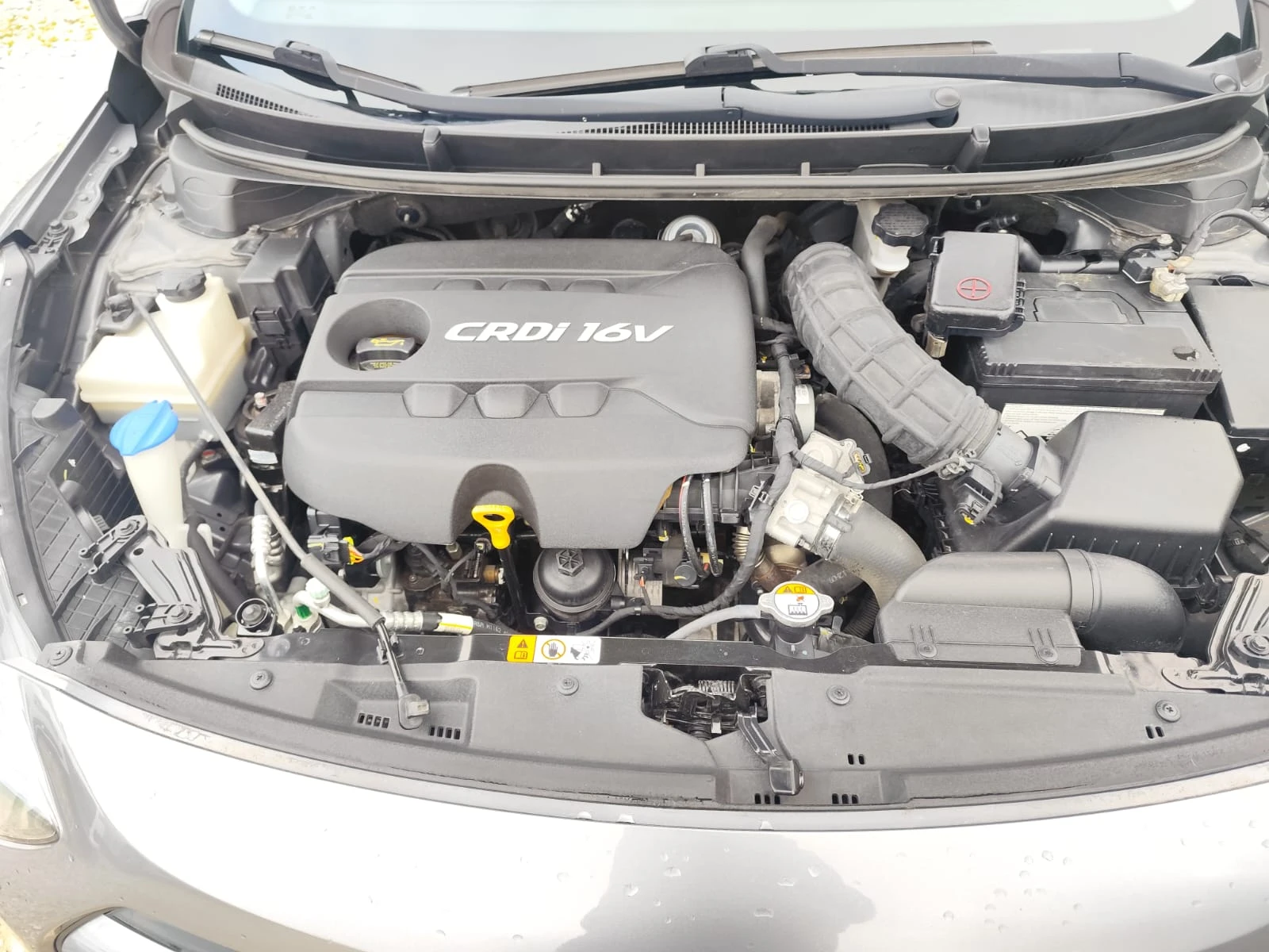 Hyundai I30 1.6   | Mobile.bg   15