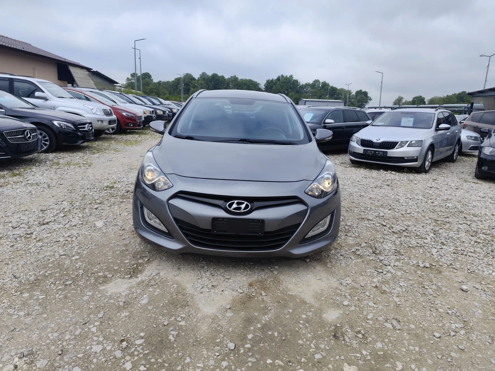 Hyundai I30 1.6 дизел Италия - изображение 2
