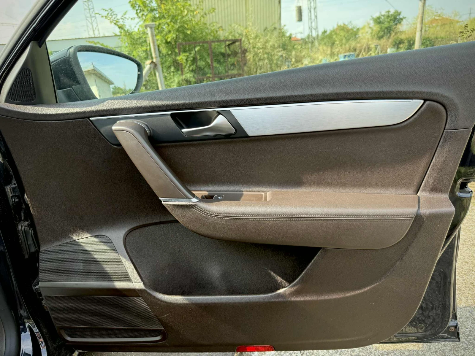 VW Passat 2.0 TDI  АВТОМАТИК - изображение 10