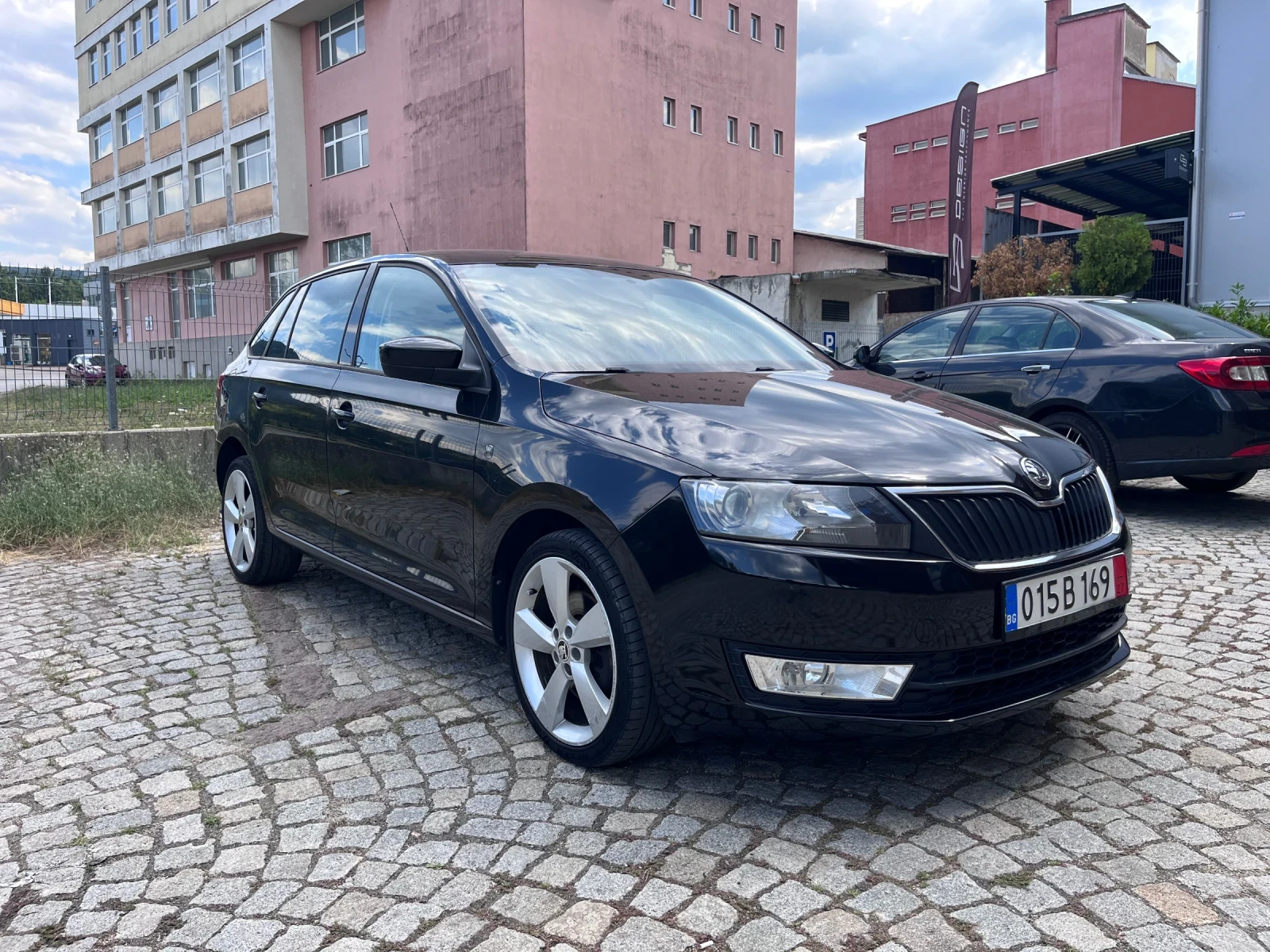 Skoda Rapid 1.6 дизел 105 конски сили - изображение 2