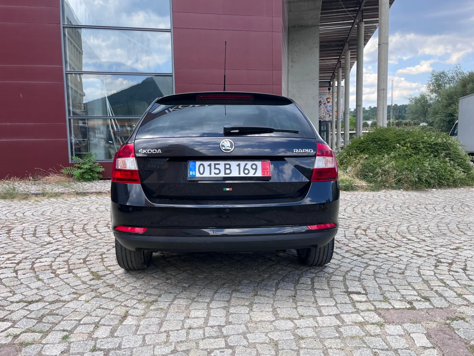 Skoda Rapid 1.6 дизел 105 конски сили - изображение 7