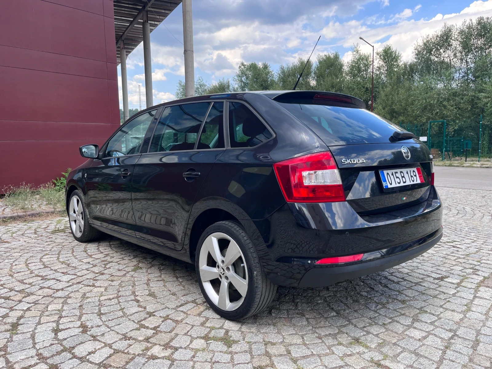 Skoda Rapid 1.6 дизел 105 конски сили - изображение 6