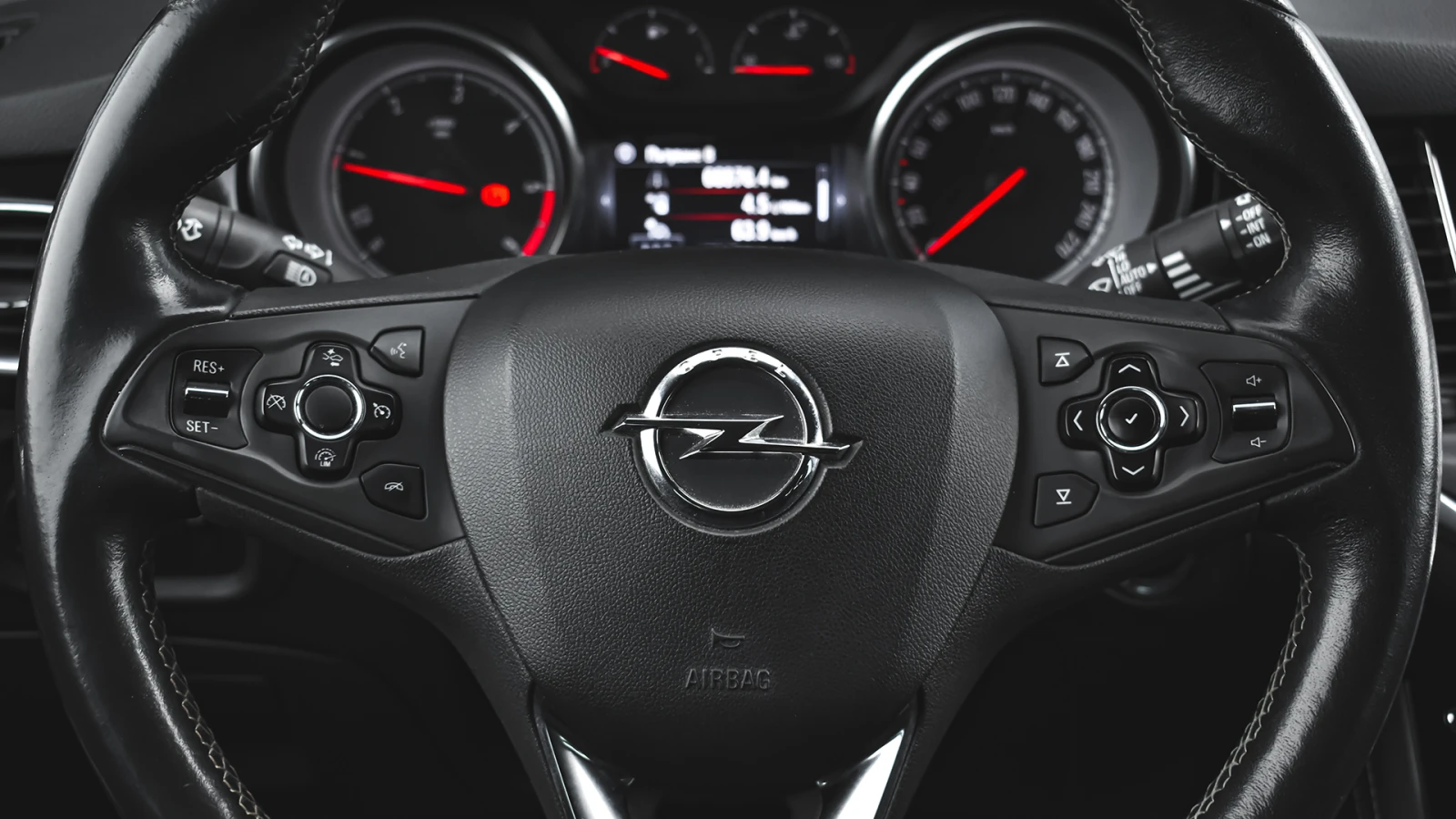 Opel Astra Sports Tourer 1, 6 CDTi Innovation | Mobile.bg   13