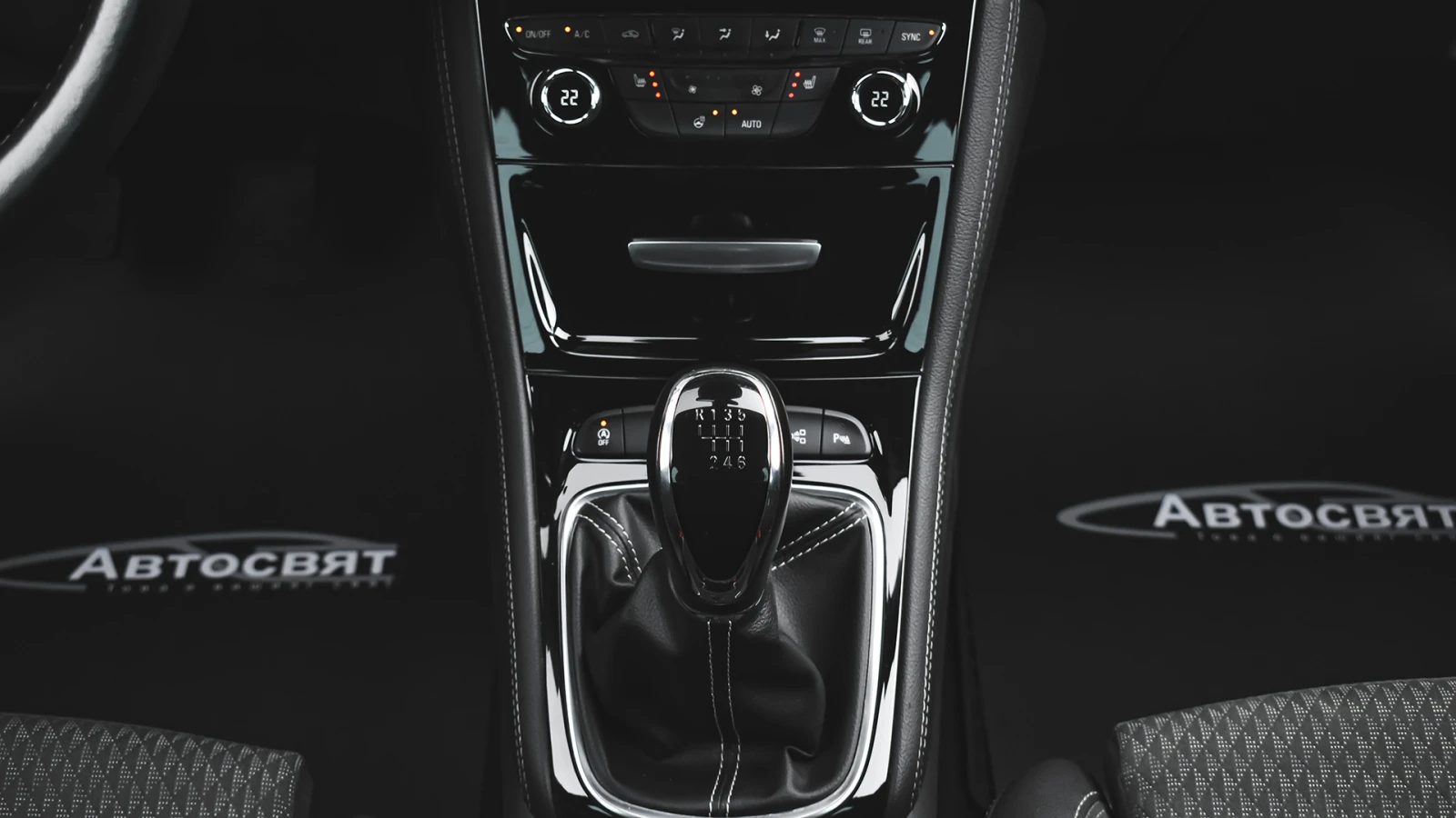 Opel Astra Sports Tourer 1, 6 CDTi Innovation | Mobile.bg   14