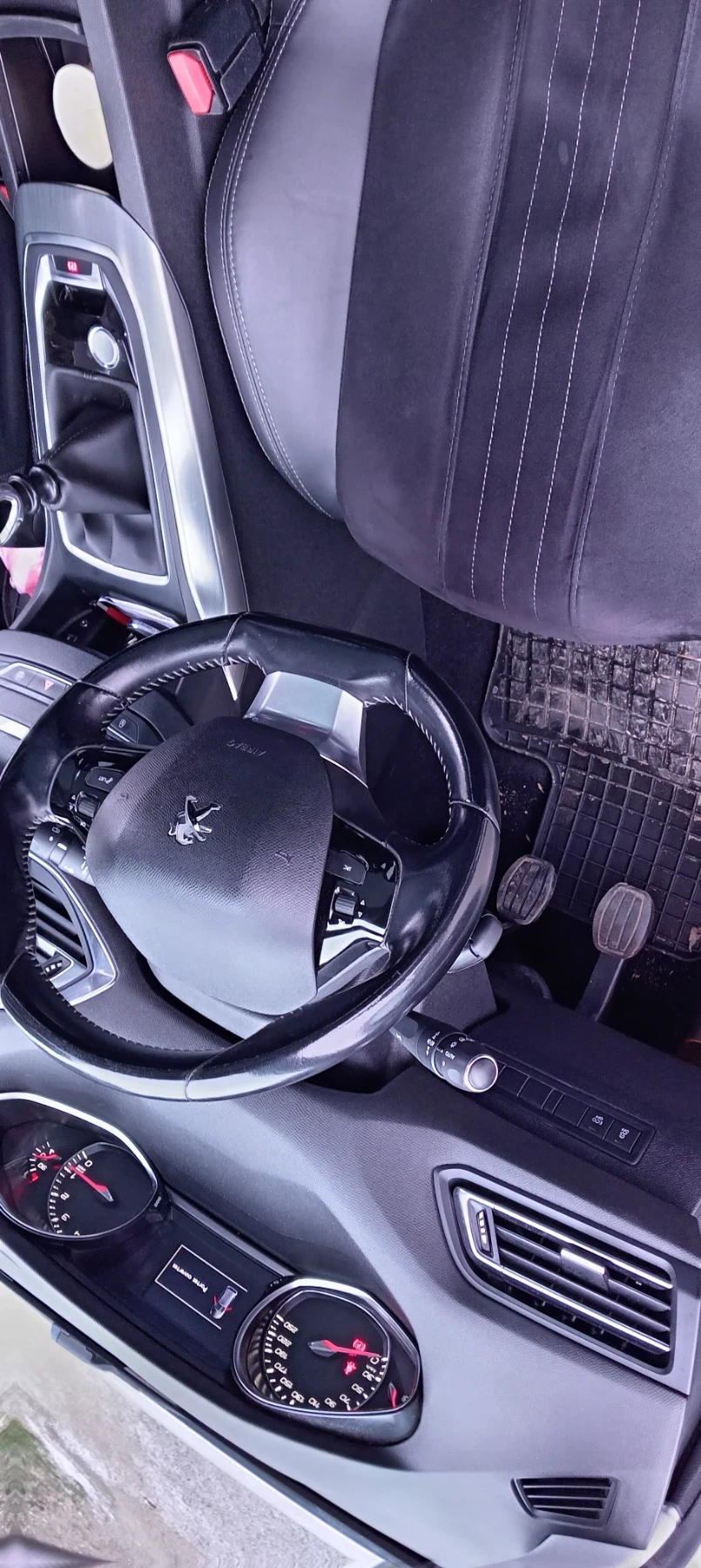 Peugeot 308, снимка 8 - Автомобили и джипове - 53915026