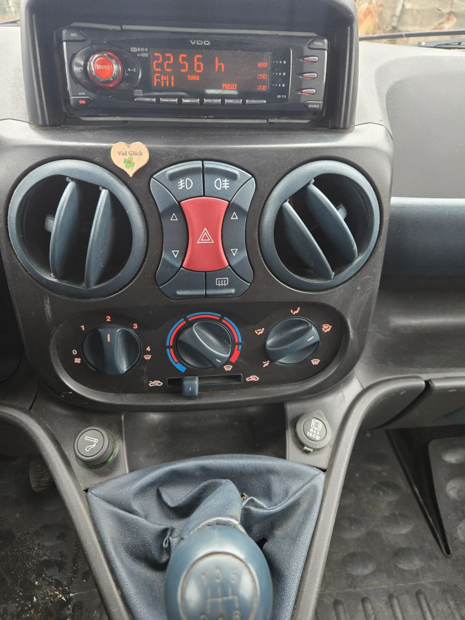 Fiat Doblo 1.9 дизел 105к.с топ топ топ състояние , снимка 14 - Автомобили и джипове - 53995384