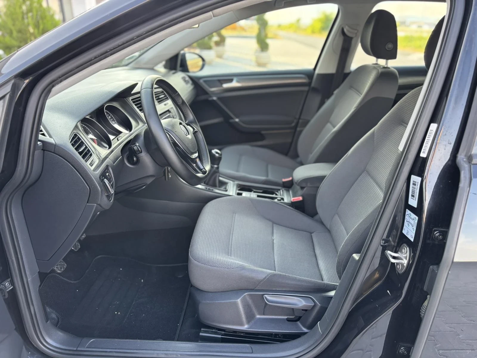 VW Golf 1.6/105кс/HiGHLiNE/КЛИМАТРОНИК/ЕВРО5, снимка 9 - Автомобили и джипове - 54863157