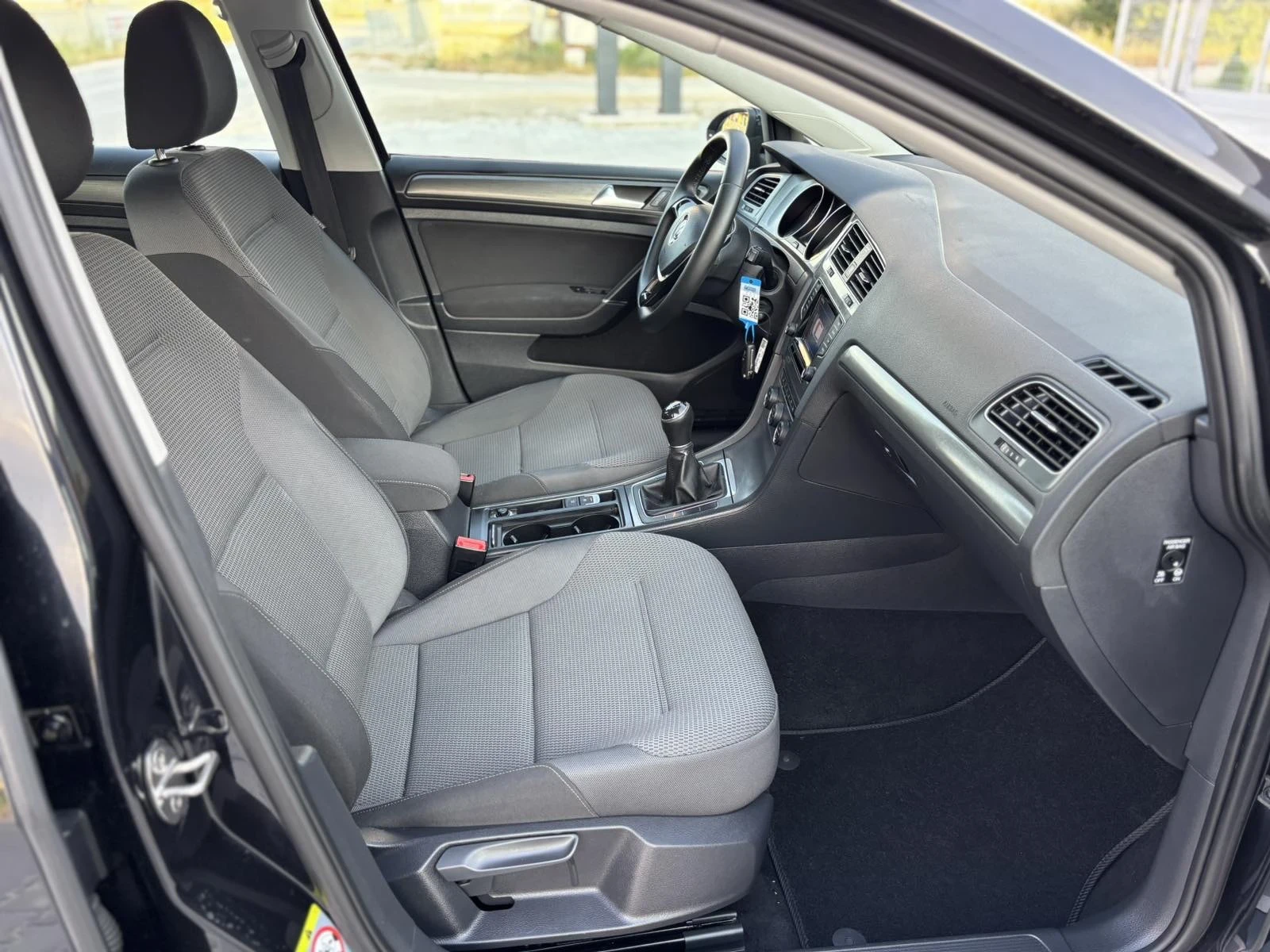 VW Golf 1.6/105кс/HiGHLiNE/КЛИМАТРОНИК/ЕВРО5, снимка 10 - Автомобили и джипове - 54863157