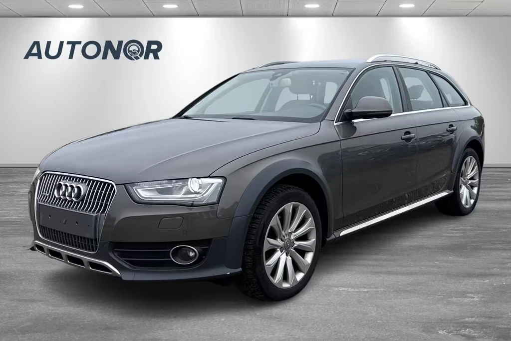 Audi A4 Allroad quattro 2.0tdi aut. 190ps XENON/ACC* DK, снимка 5 - Автомобили и джипове - 54900447